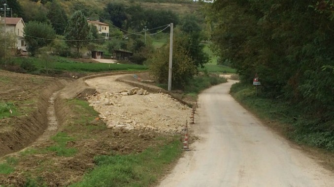 Todi, strada del Tevermorto: partiti i lavori