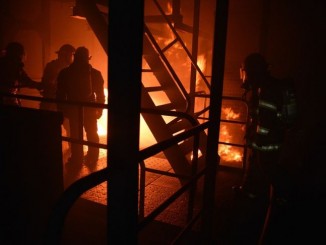 Incendio cella frigorifera a Todi, pompieri sul posto