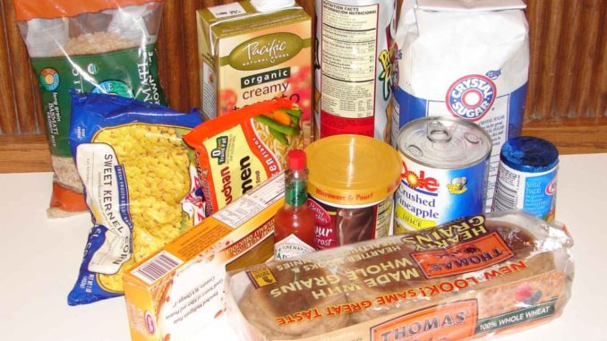 Todi, pacchi alimentari per aiutare le famiglie in difficoltà