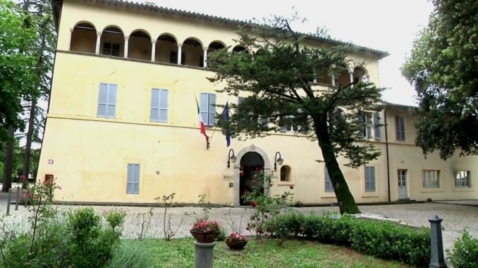 Società pubbliche Villa Umbra incontro, evitare sprechi e mantenere servizi [VIDEO]