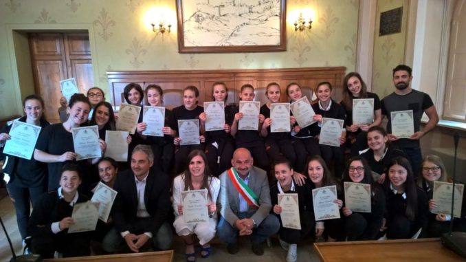 Atleti società di ginnastica artistica Eunice premiati in municipio