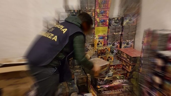 Quasi mezzo quintale di botti illegali sequestrati dalla Finanza