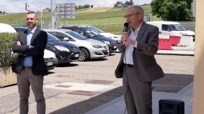 Sergio Leombruni va in pensione Il saluto dell’azienda al direttore