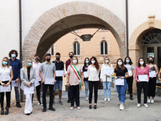 Assegnate borse di studio universitarie intitolate al maestro Sargentini a quattro studentesse marscianesi