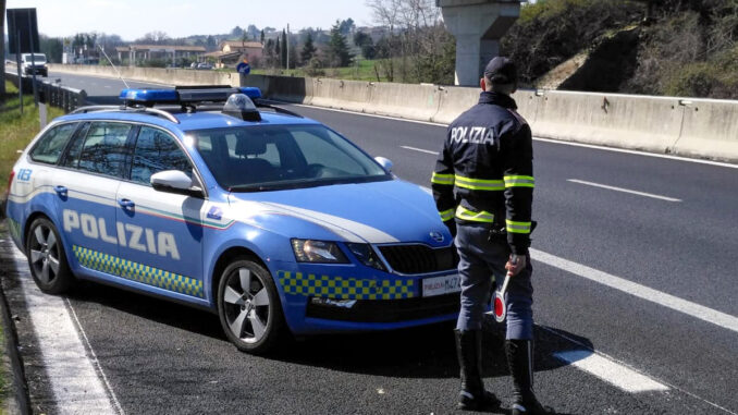 Polizia stradale intensificherà i controlli su strada fino al 18 dicembre