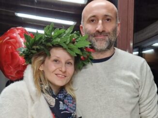 La sorpresa d'amore di Danilo, Eleonora ripete la tesi di laurea dopo 11 anni