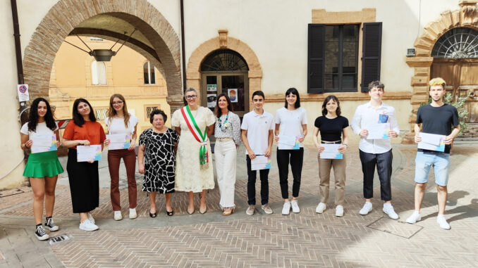 Consegnate le borse di studio universitarie Maestro Luigi Sargentini