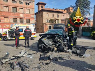 Incidente stradale a Todi, tre feriti estratti dalle forze di soccorso