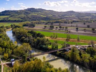 Todi, riapre il ponte di ferro "Bailey" sul Tevere