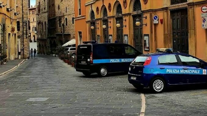 Todi, vigili in servizio anche in orario serale