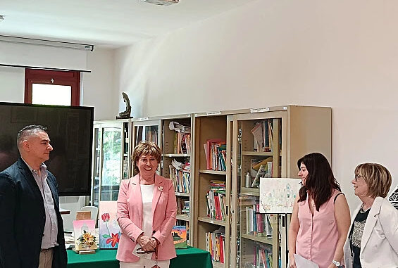 Premiati gli studenti Scuola Cocchi Aosta per "Immagina Todifiorita"