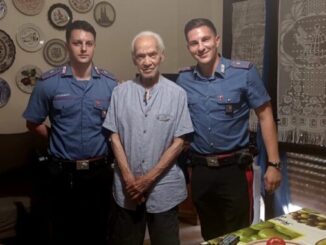 Fatica a respirare per caldo asfissiante, 94enne chiede aiuto