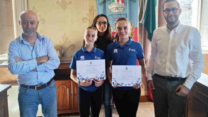 Costanza e Noemi Biondi Premiati dal Comune per Successi Sportivi