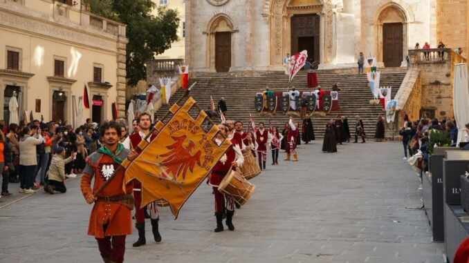A Todi entra nel vivo la Disfida di san Fortunato, patrono della città