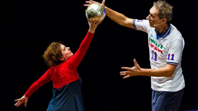 Andrea Zorzi in scena a Bettona con il suo viaggio sportivo Andrea Zorzi in scena a Bettona con il suo viaggio sportivo