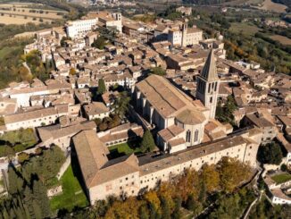 Todi: analisi dei flussi turistici nel centro storico