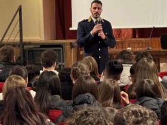Studenti Istituto “Ciuffelli Einaudi” di Todi, a lezione di legalità con la Polizia di Stato