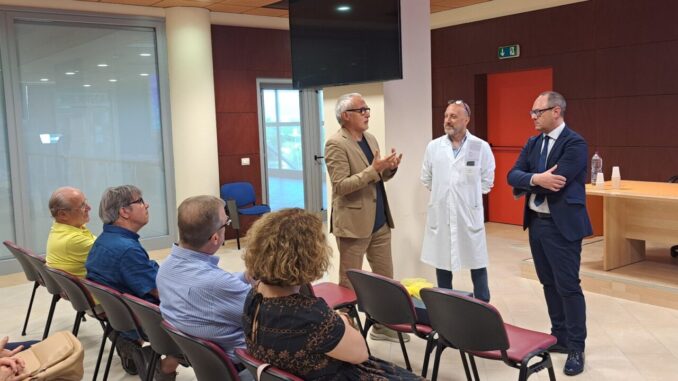 Strumenti laparoscopici donati all'ospedale di Pantalla
