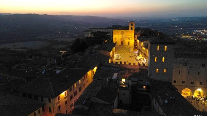 Todi attrae turisti ma soggiorni risultano troppo brevi:dati