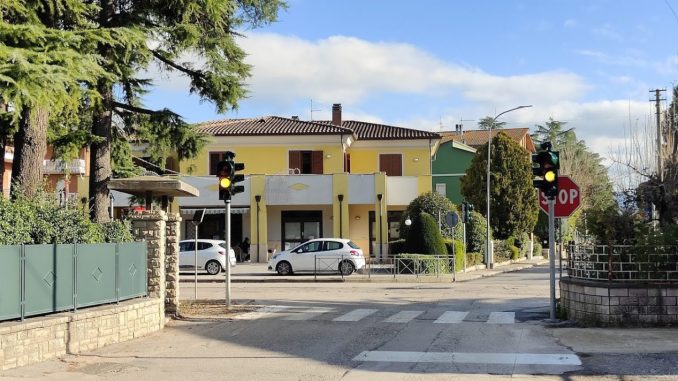 Marsciano attiva nuovo semaforo per sicurezza di Schiavo