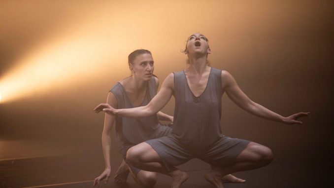 Dialogo coreografico al Teatro Excelsior di Bettona