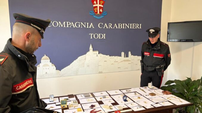 Truffa ad anziana, arresto a Todi e refurtiva recuperata