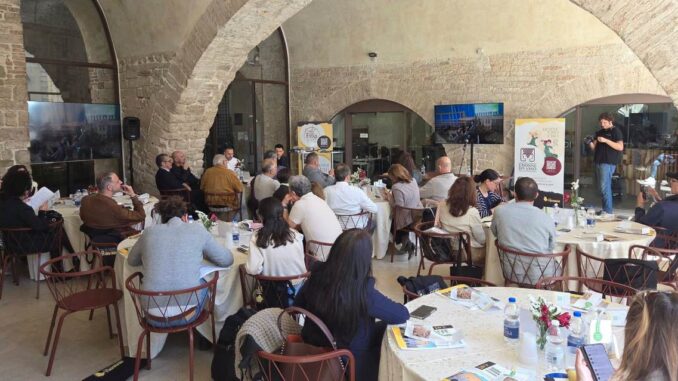 Gastronomia, Todi lancia con successo il festival caseario